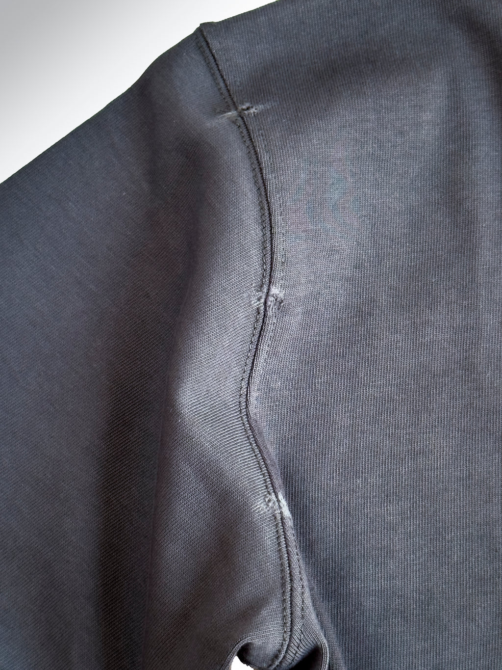 Distressed Carbon Grey