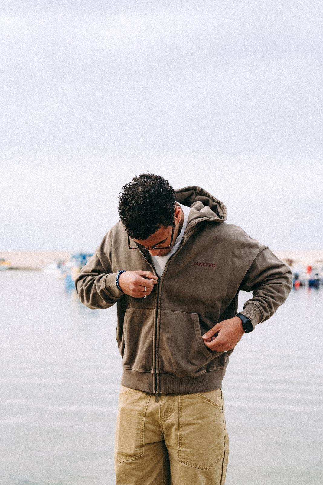 Everyday zip up